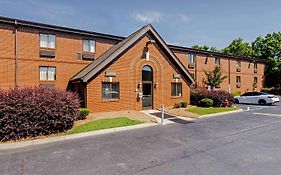 Studio 6 Suites Greenville, Sc - Haywood Mall